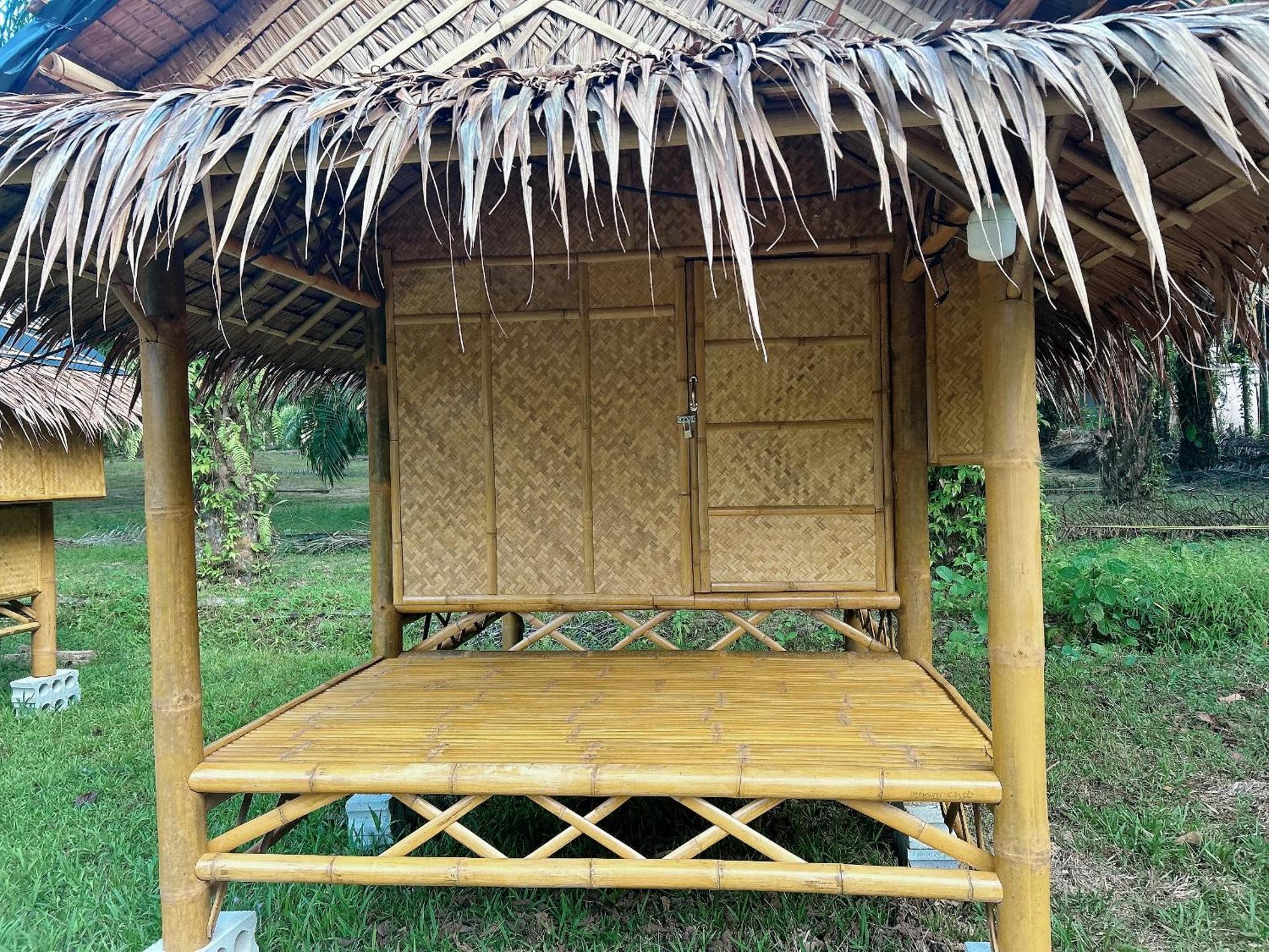 Khaosok August Freedom Camp Hotel Khao Sok National Park ภายนอก รูปภาพ