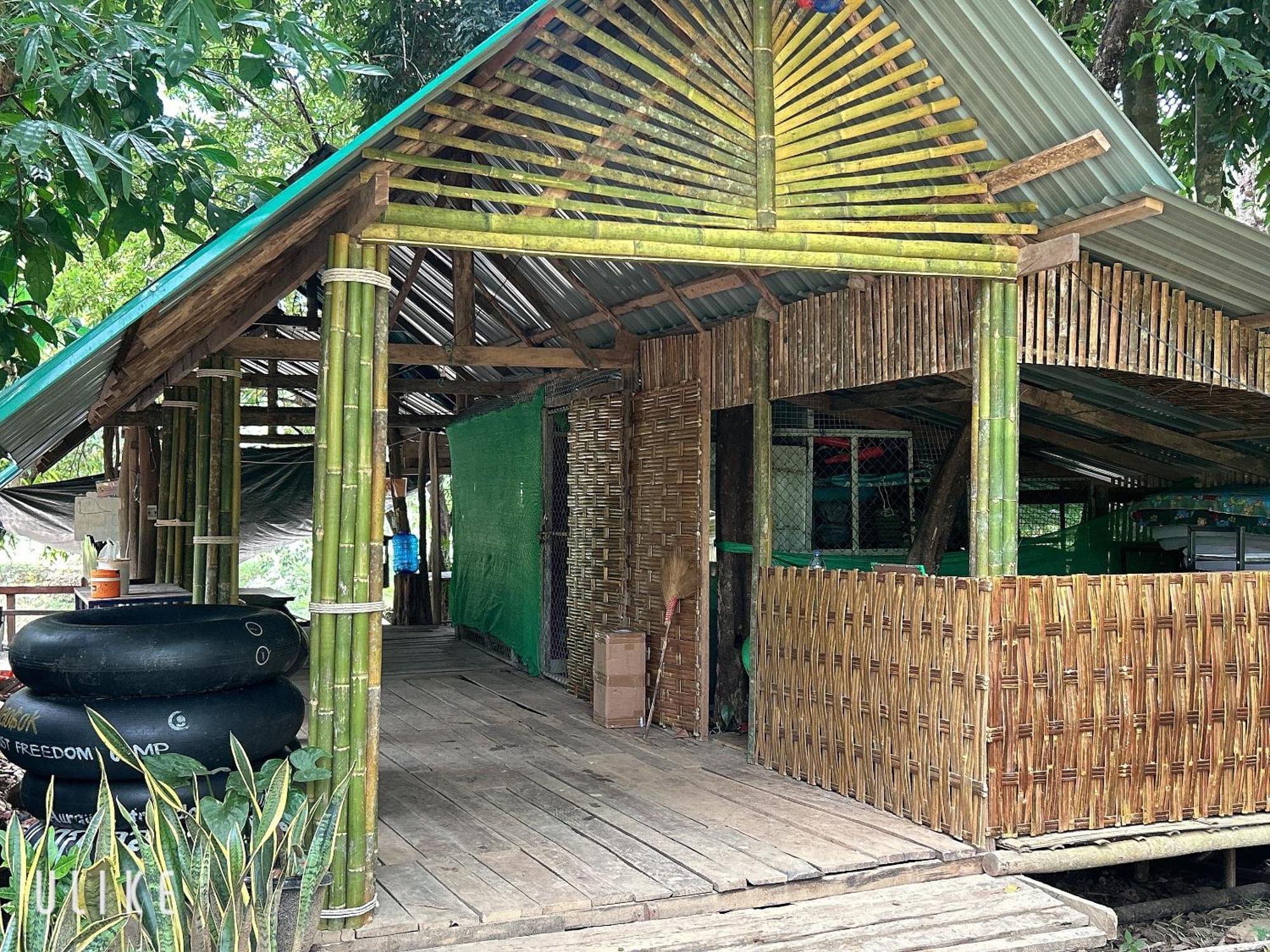 Khaosok August Freedom Camp Hotel Khao Sok National Park ภายนอก รูปภาพ