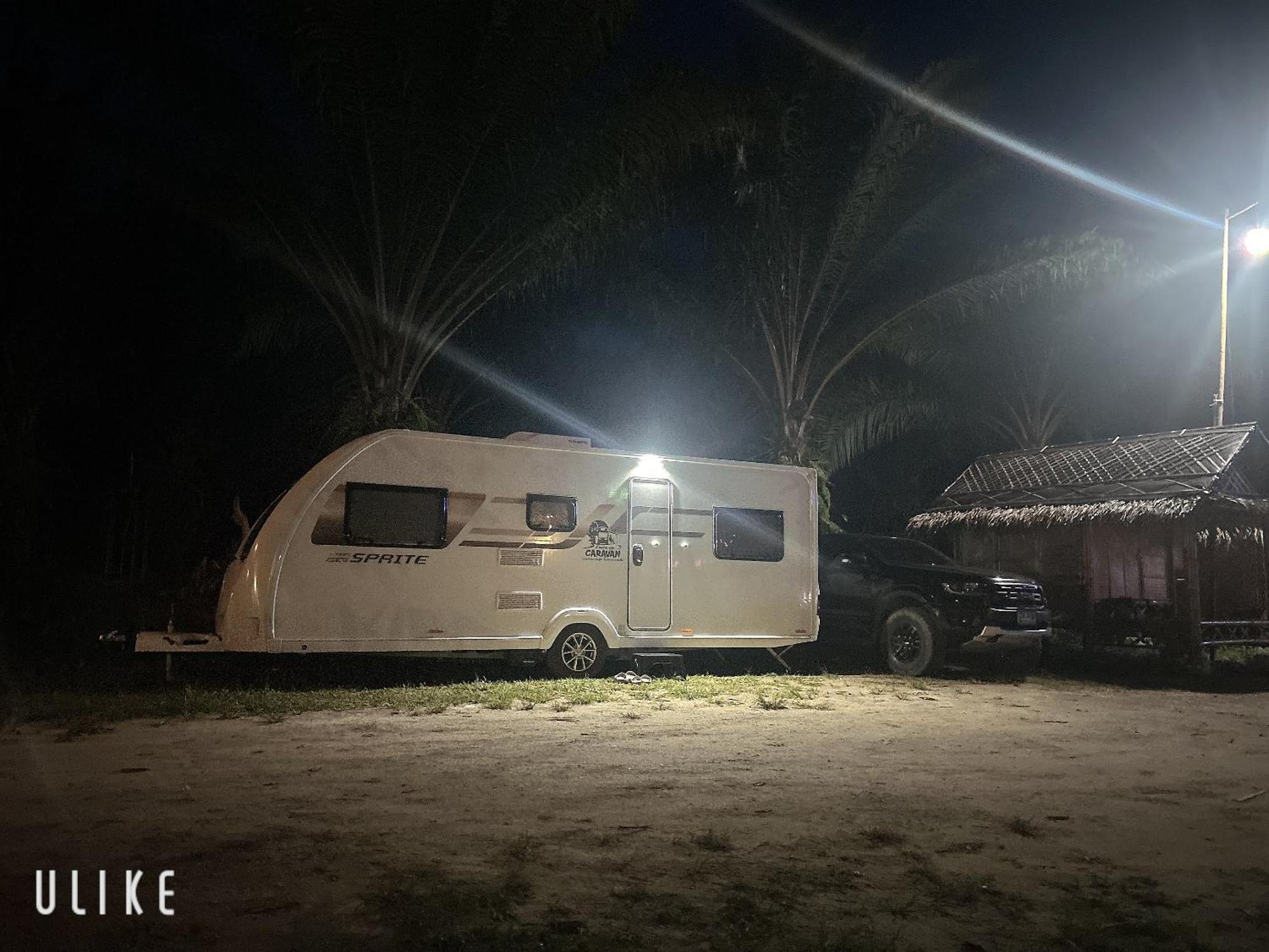 Khaosok August Freedom Camp Hotel Khao Sok National Park ภายนอก รูปภาพ