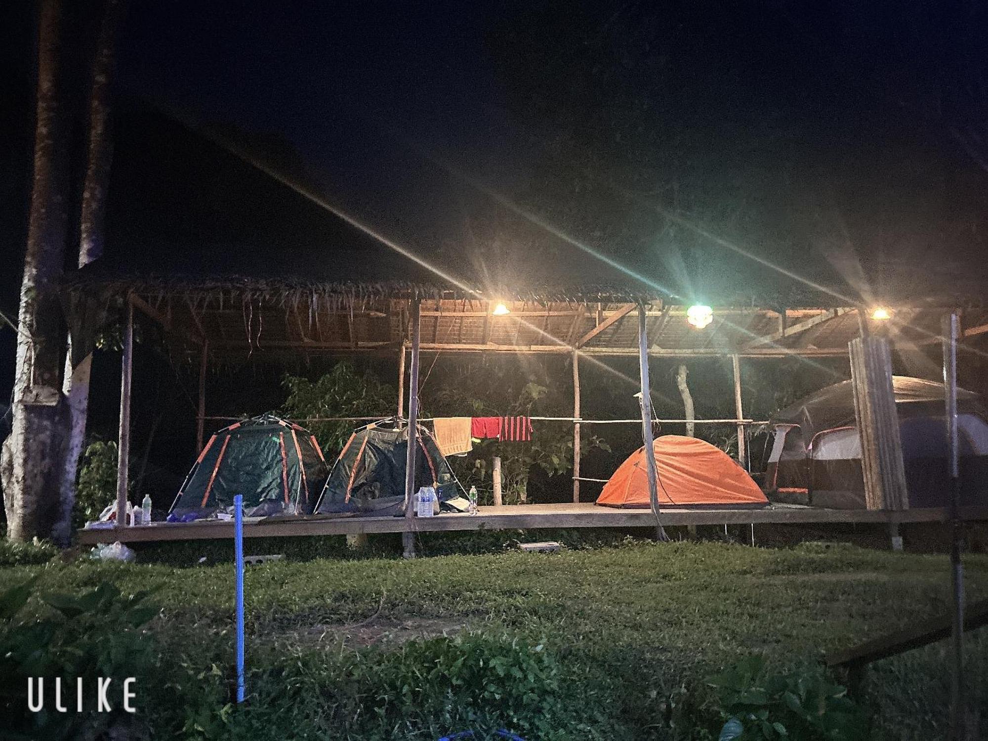 Khaosok August Freedom Camp Hotel Khao Sok National Park ภายนอก รูปภาพ