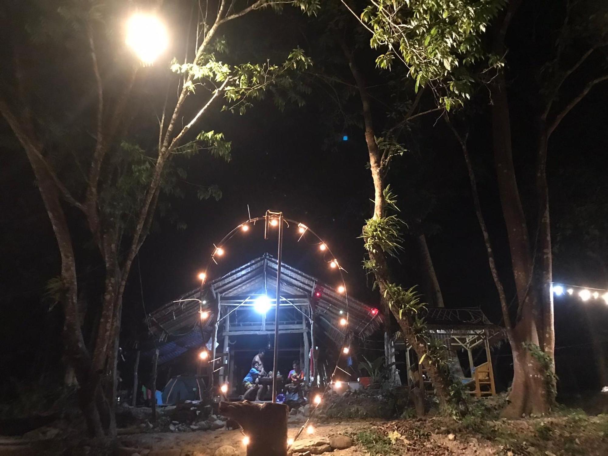 Khaosok August Freedom Camp Hotel Khao Sok National Park ภายนอก รูปภาพ